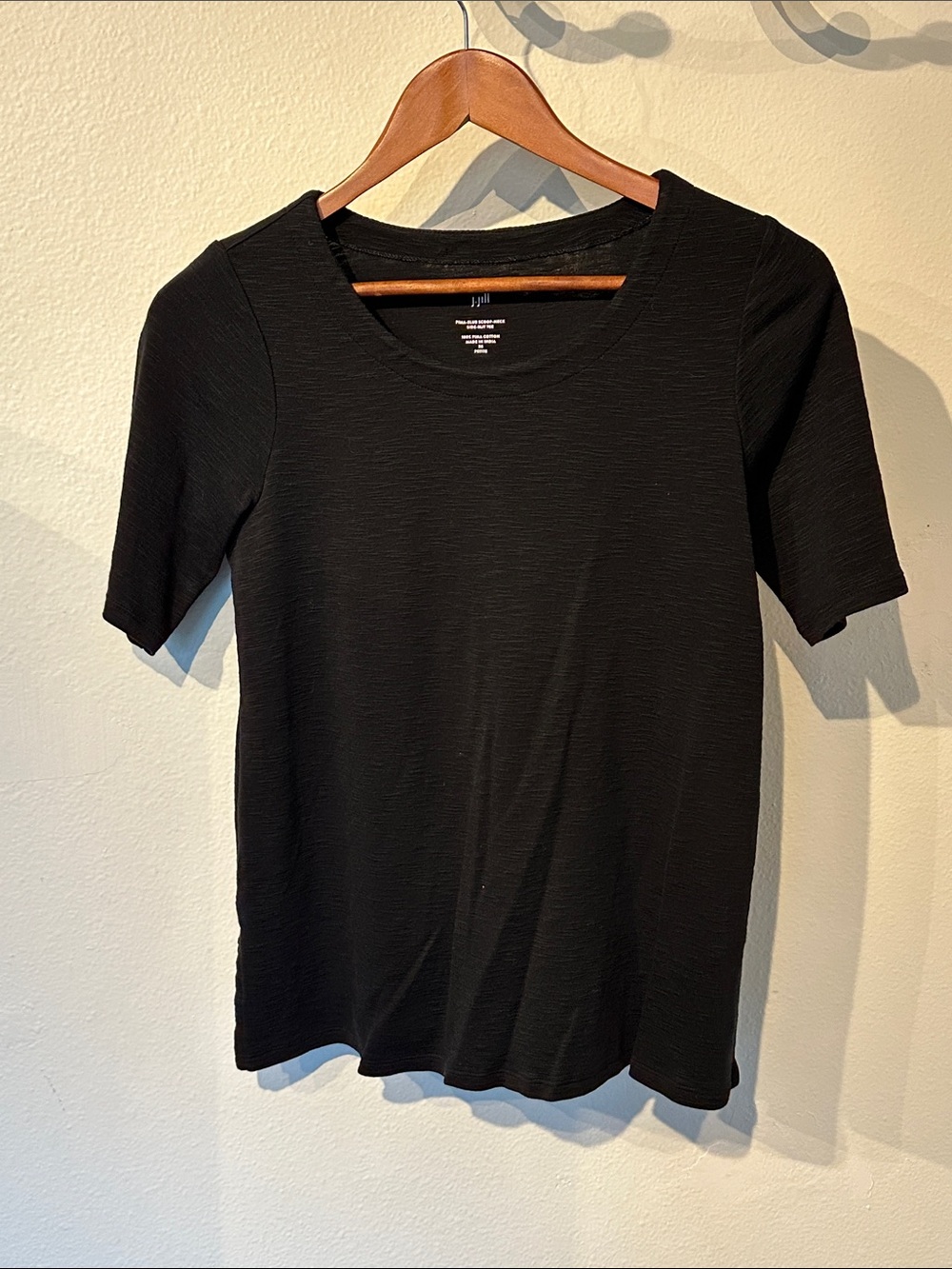 Eileen Fisher Black Short Sleeve Scoop Neck Tee